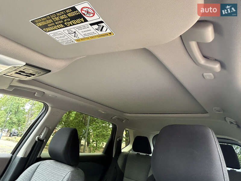 Позашляховик / Кросовер Nissan Rogue 2023 в Києві