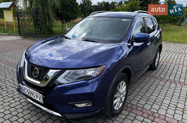 Внедорожник / Кроссовер Nissan Rogue 2017 в Бориславе