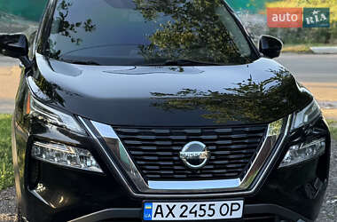 Позашляховик / Кросовер Nissan Rogue 2021 в Чугуєві