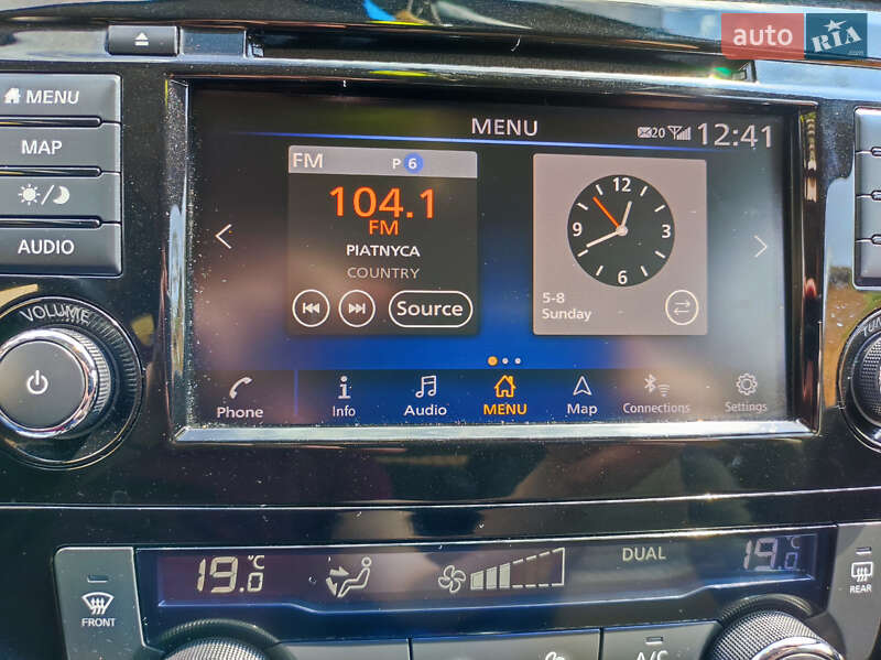 Внедорожник / Кроссовер Nissan Rogue 2018 в Жидачове