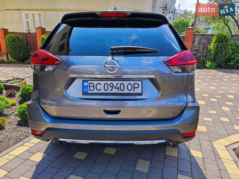 Внедорожник / Кроссовер Nissan Rogue 2018 в Жидачове
