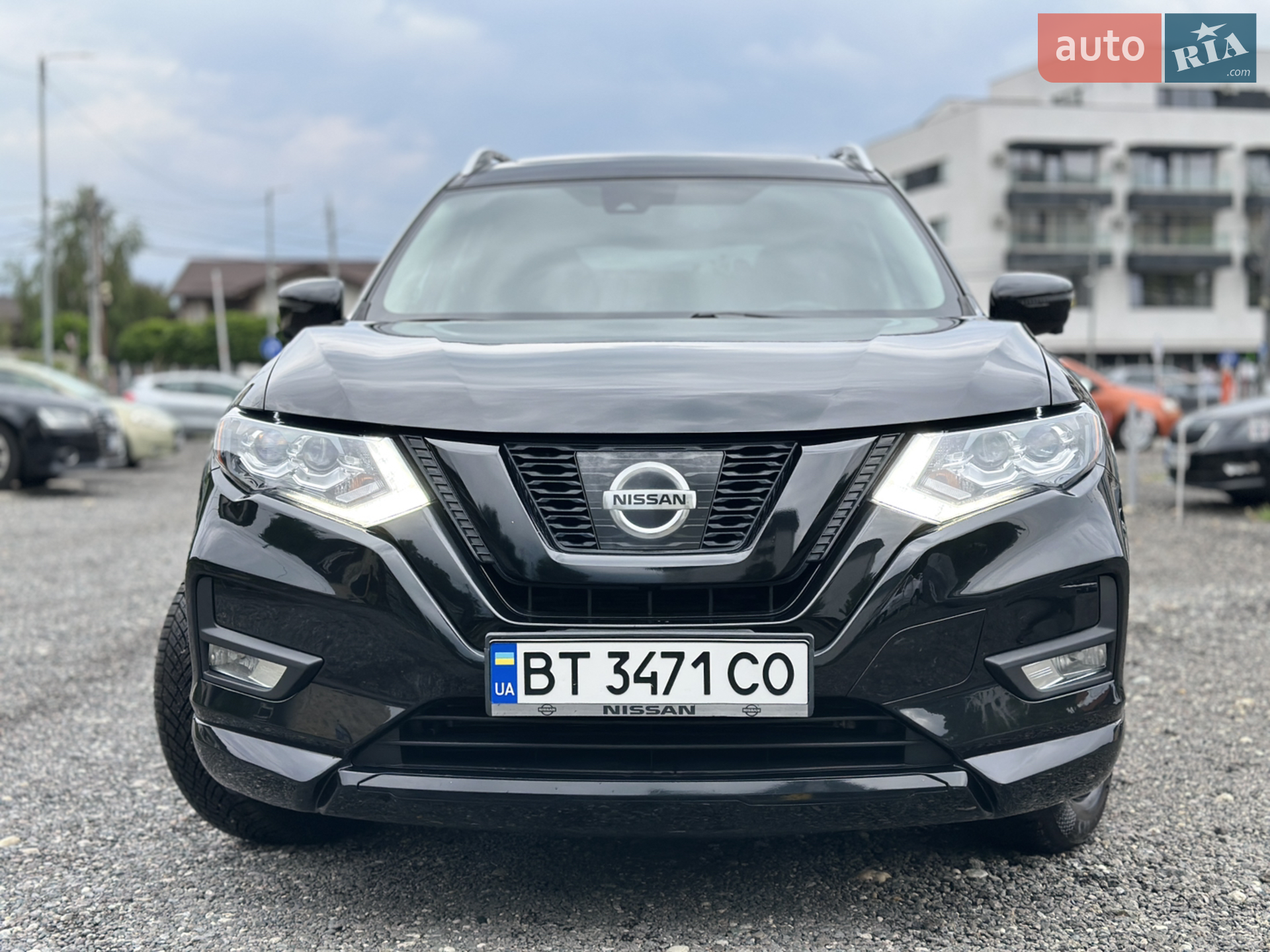 2019 Nissan Rogue - мініатюра 2