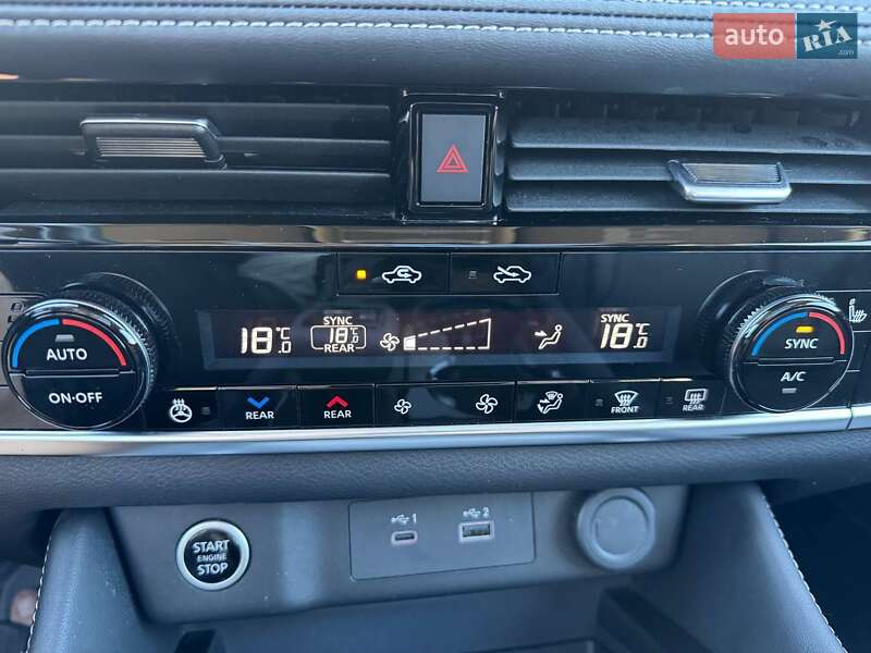 Позашляховик / Кросовер Nissan Rogue 2023 в Кривому Розі