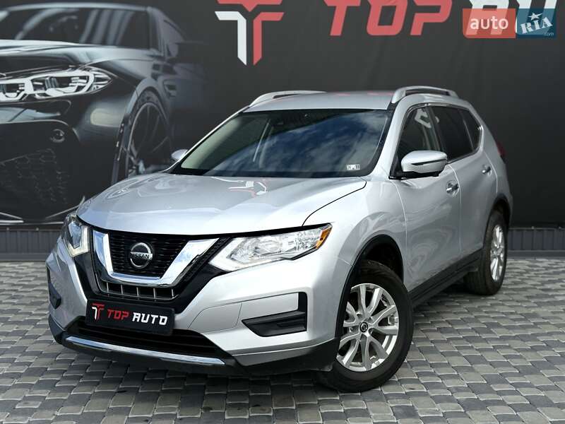 Nissan Rogue 2020