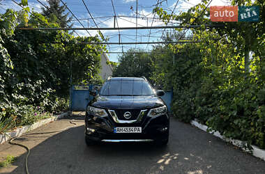 Внедорожник / Кроссовер Nissan Rogue 2016 в Краматорске