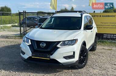 Позашляховик / Кросовер Nissan Rogue 2018 в Львові