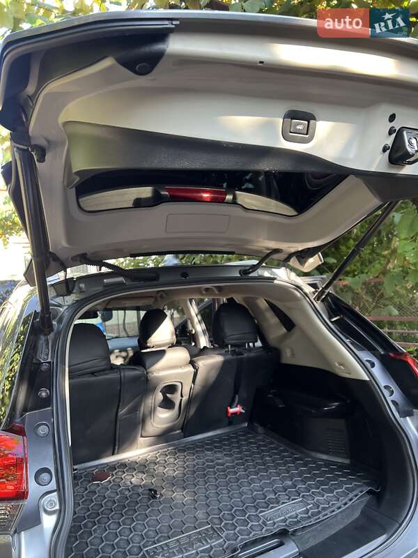 Внедорожник / Кроссовер Nissan Rogue 2017 в Мукачево