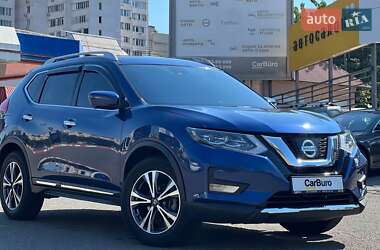Позашляховик / Кросовер Nissan Rogue 2017 в Одесі