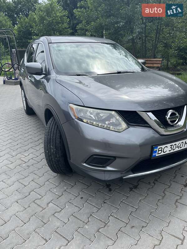 Внедорожник / Кроссовер Nissan Rogue 2016 в Бориславе