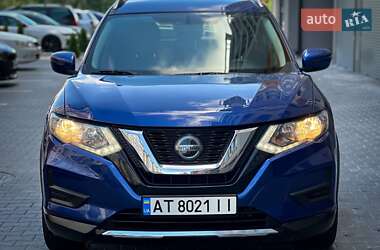 Внедорожник / Кроссовер Nissan Rogue 2017 в Киеве