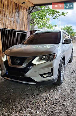 Позашляховик / Кросовер Nissan Rogue 2018 в Києві