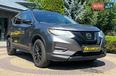 Позашляховик / Кросовер Nissan Rogue 2018 в Львові