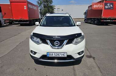 Позашляховик / Кросовер Nissan Rogue 2015 в Кривому Розі