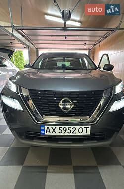 Внедорожник / Кроссовер Nissan Rogue 2021 в Киеве