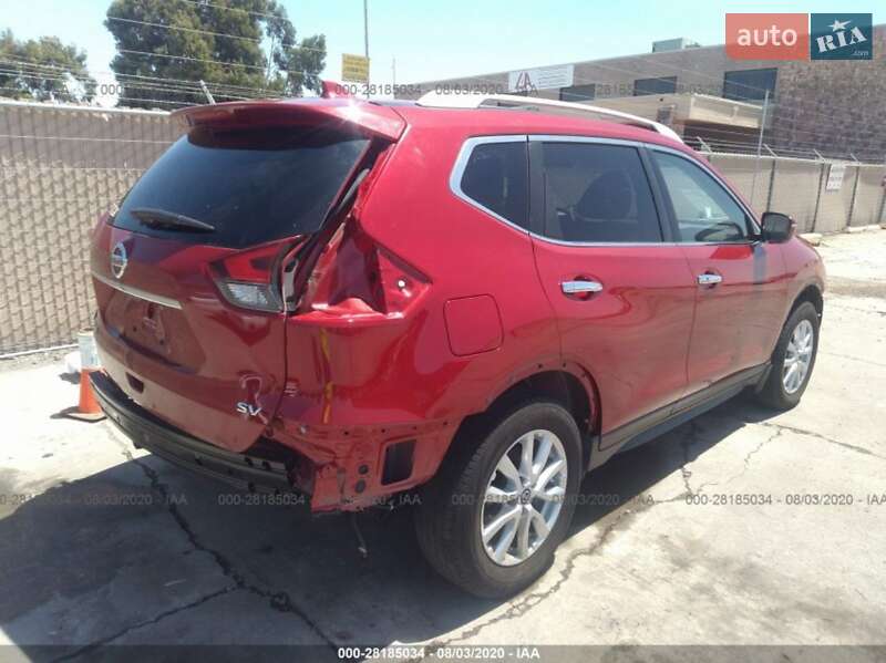 Внедорожник / Кроссовер Nissan Rogue 2017 в Харькове