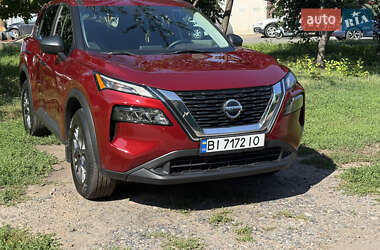Позашляховик / Кросовер Nissan Rogue 2021 в Полтаві