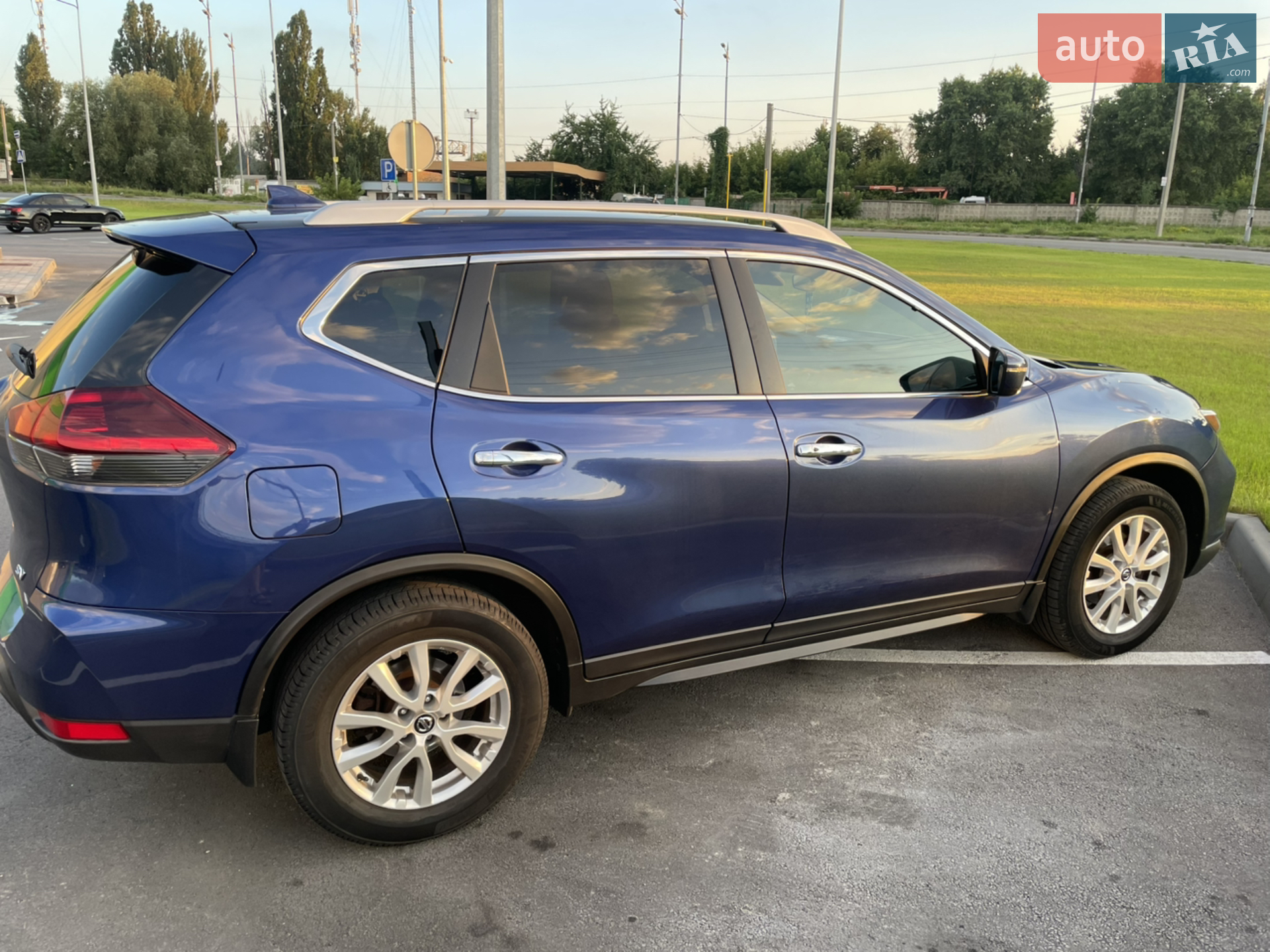 2018 Nissan Rogue - мініатюра 12
