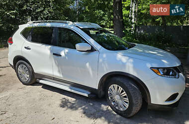 Позашляховик / Кросовер Nissan Rogue 2016 в Кам'янському
