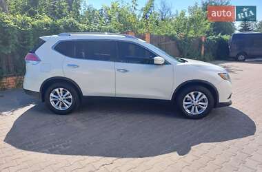 Внедорожник / Кроссовер Nissan Rogue 2015 в Киеве