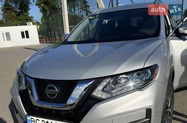 Внедорожник / Кроссовер Nissan Rogue 2019 в Львове