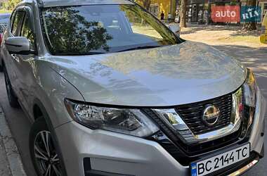 Внедорожник / Кроссовер Nissan Rogue 2019 в Львове