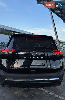 Позашляховик / Кросовер Nissan Rogue 2021 в Львові