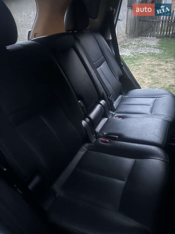 Позашляховик / Кросовер Nissan Rogue 2014 в Долині