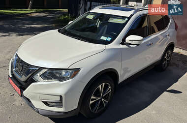 Внедорожник / Кроссовер Nissan Rogue 2020 в Киеве