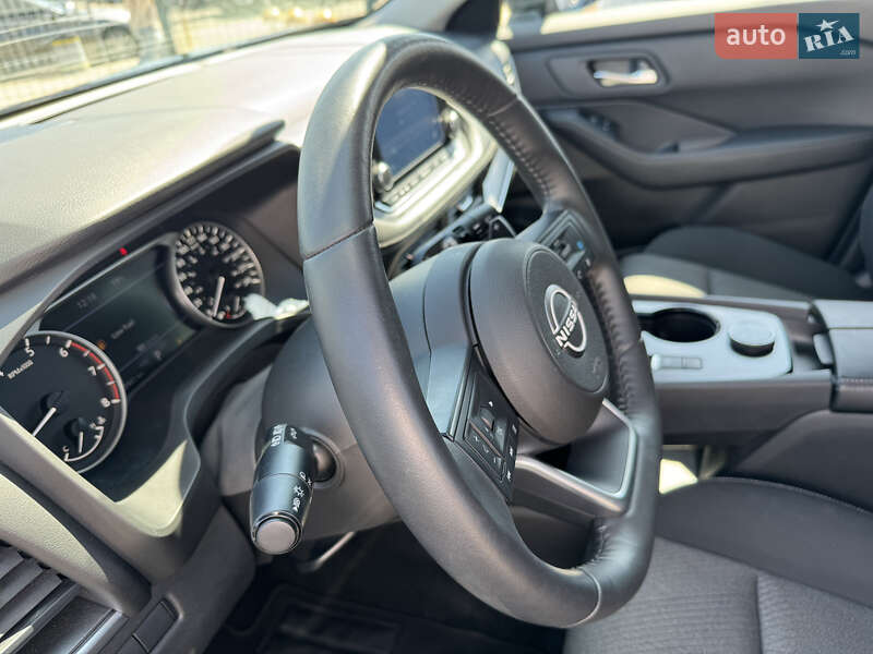 Позашляховик / Кросовер Nissan Rogue 2024 в Києві