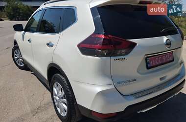 Внедорожник / Кроссовер Nissan Rogue 2018 в Львове