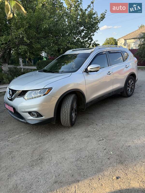 Позашляховик / Кросовер Nissan Rogue 2016 в Ізюмі