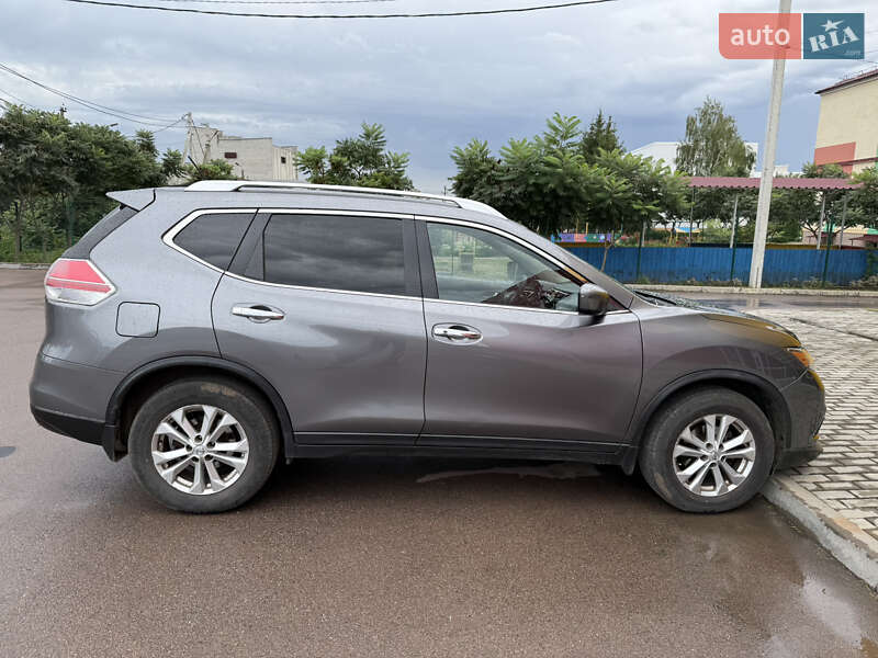 Позашляховик / Кросовер Nissan Rogue 2016 в Харкові