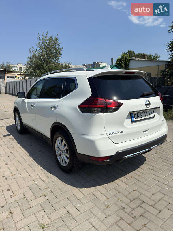 Позашляховик / Кросовер Nissan Rogue 2017 в Черкасах фото 4 Позашляховик / Кросовер Nissan Rogue 2017 в Черкасах