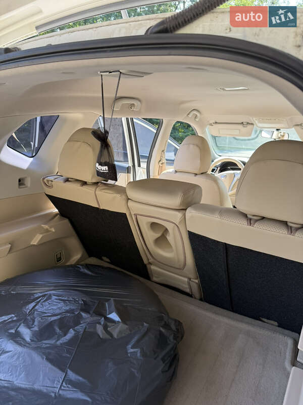 Внедорожник / Кроссовер Nissan Rogue 2015 в Олевске