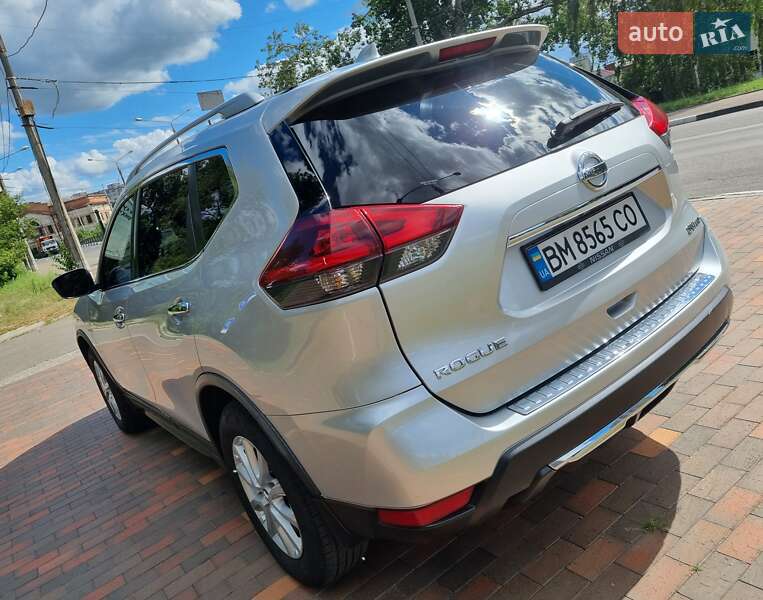Позашляховик / Кросовер Nissan Rogue 2018 в Сумах