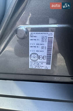 Позашляховик / Кросовер Nissan Rogue 2017 в  фото 9 Позашляховик / Кросовер Nissan Rogue 2017 в