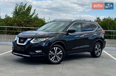Внедорожник / Кроссовер Nissan Rogue 2018 в Киеве