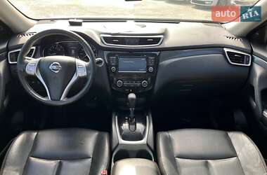 Внедорожник / Кроссовер Nissan Rogue 2014 в 