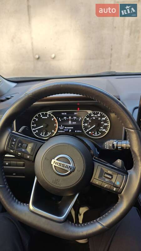 Позашляховик / Кросовер Nissan Rogue 2022 в Києві