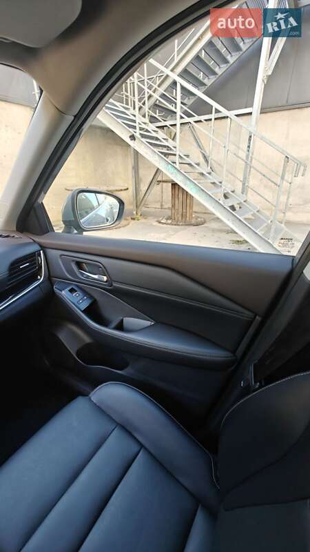 Позашляховик / Кросовер Nissan Rogue 2022 в Києві