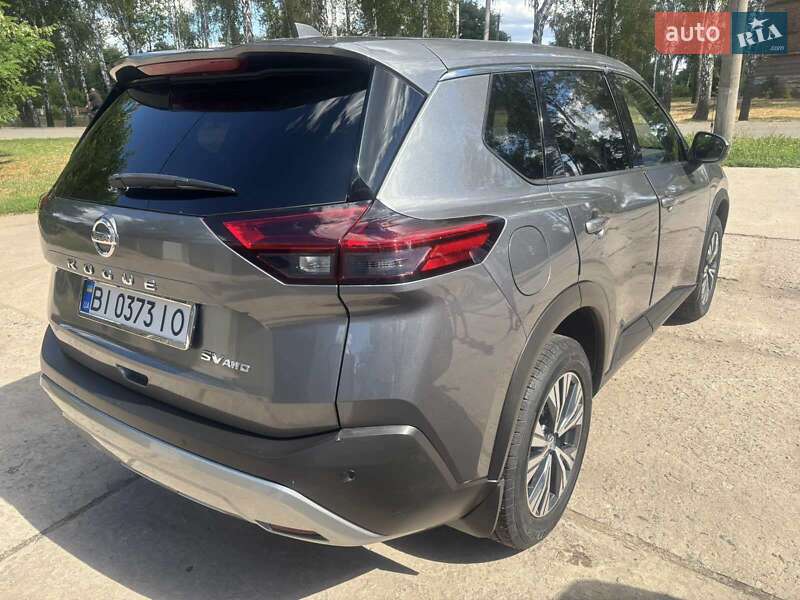 Внедорожник / Кроссовер Nissan Rogue 2021 в Лебедине