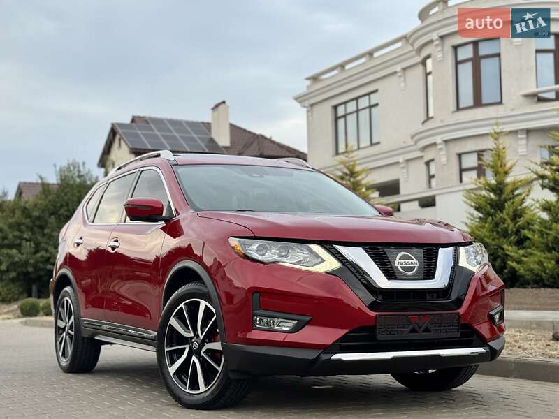 Внедорожник / Кроссовер Nissan Rogue 2017 в Одессе