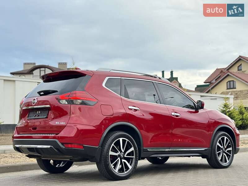 Внедорожник / Кроссовер Nissan Rogue 2017 в Одессе