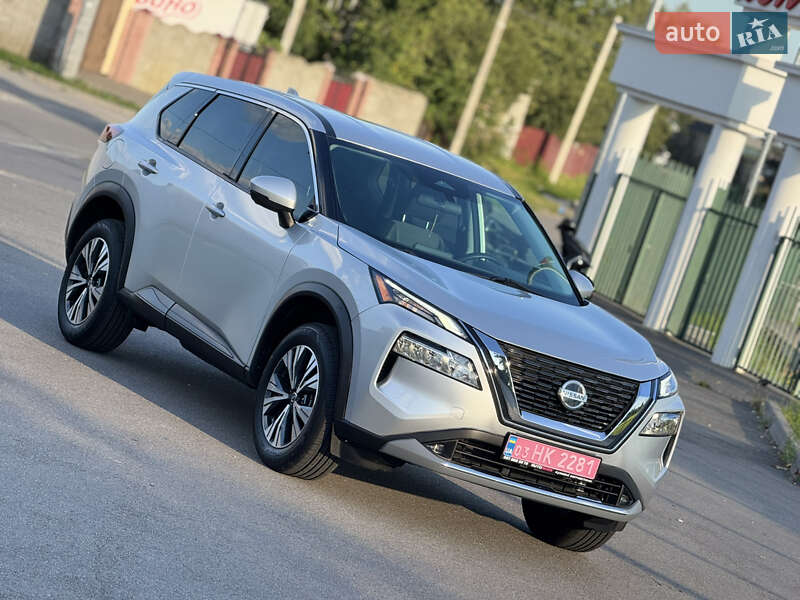 Позашляховик / Кросовер Nissan Rogue 2021 в Києві