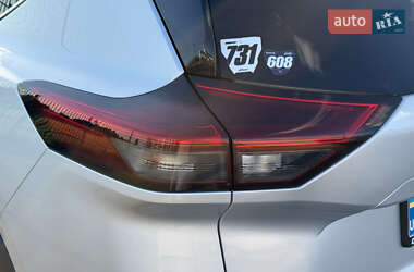 Позашляховик / Кросовер Nissan Rogue 2021 в 