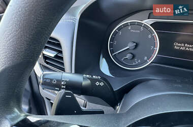 Позашляховик / Кросовер Nissan Rogue 2021 в 