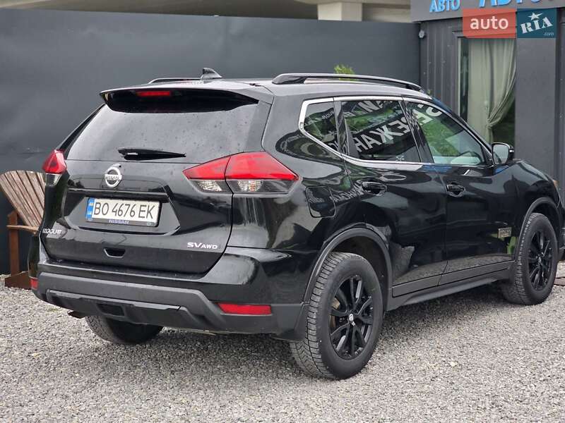 Позашляховик / Кросовер Nissan Rogue 2016 в Тернополі фото 40 Позашляховик / Кросовер Nissan Rogue 2016 в Тернополі