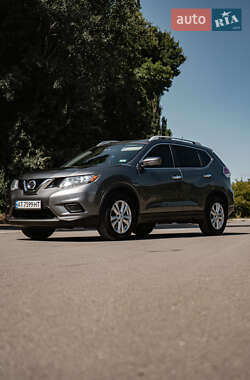 Внедорожник / Кроссовер Nissan Rogue 2016 в Бурштыне