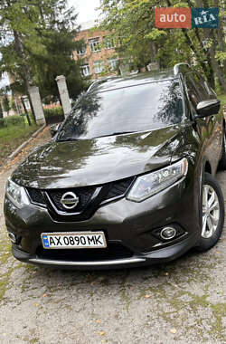 Внедорожник / Кроссовер Nissan Rogue 2016 в Харькове