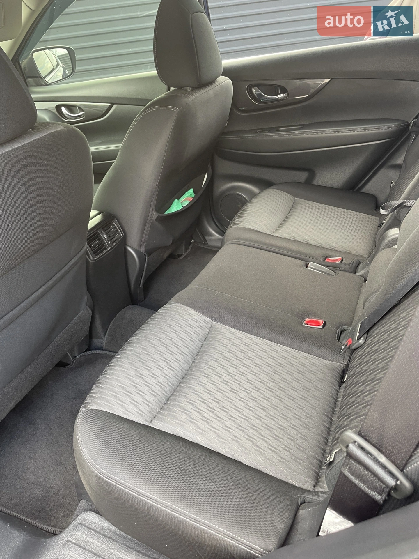 2019 Nissan Rogue - мініатюра 16